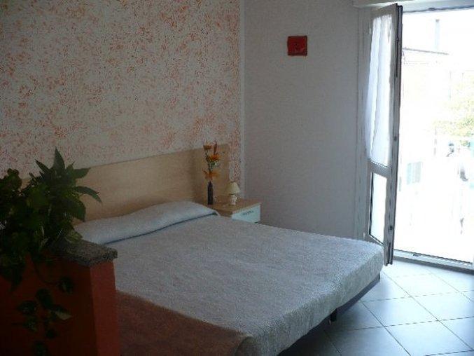 Hotel Ariston Imperial Порто Гарибалди Екстериор снимка